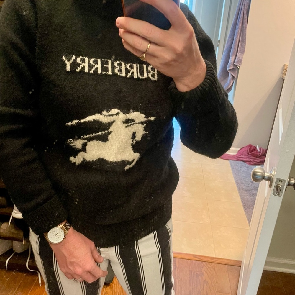 Burberry Black and White Crewneck Sweater with Iconic Design